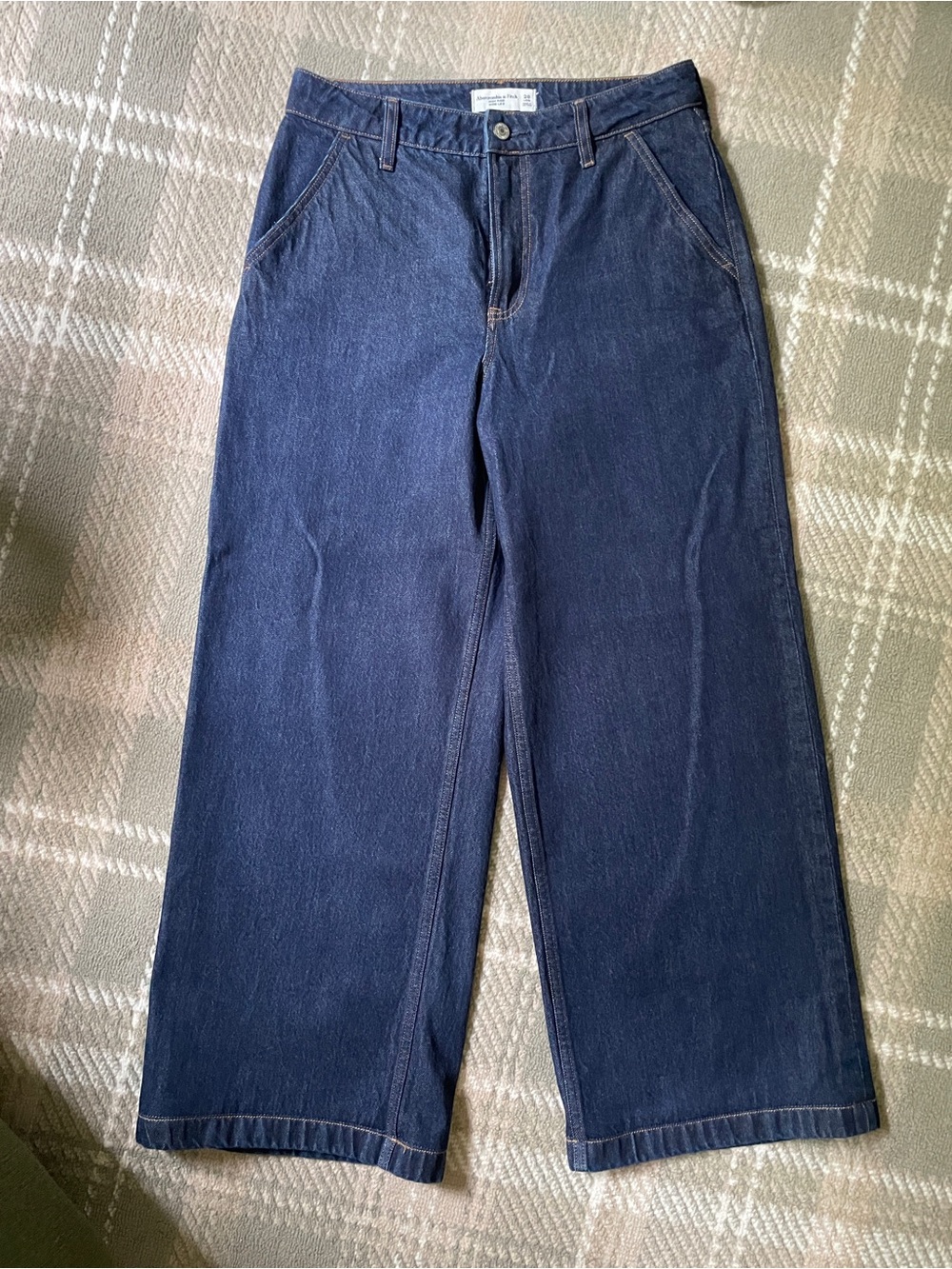 Abercrombie high rise wide leg dark wash trouser jeans 8/28